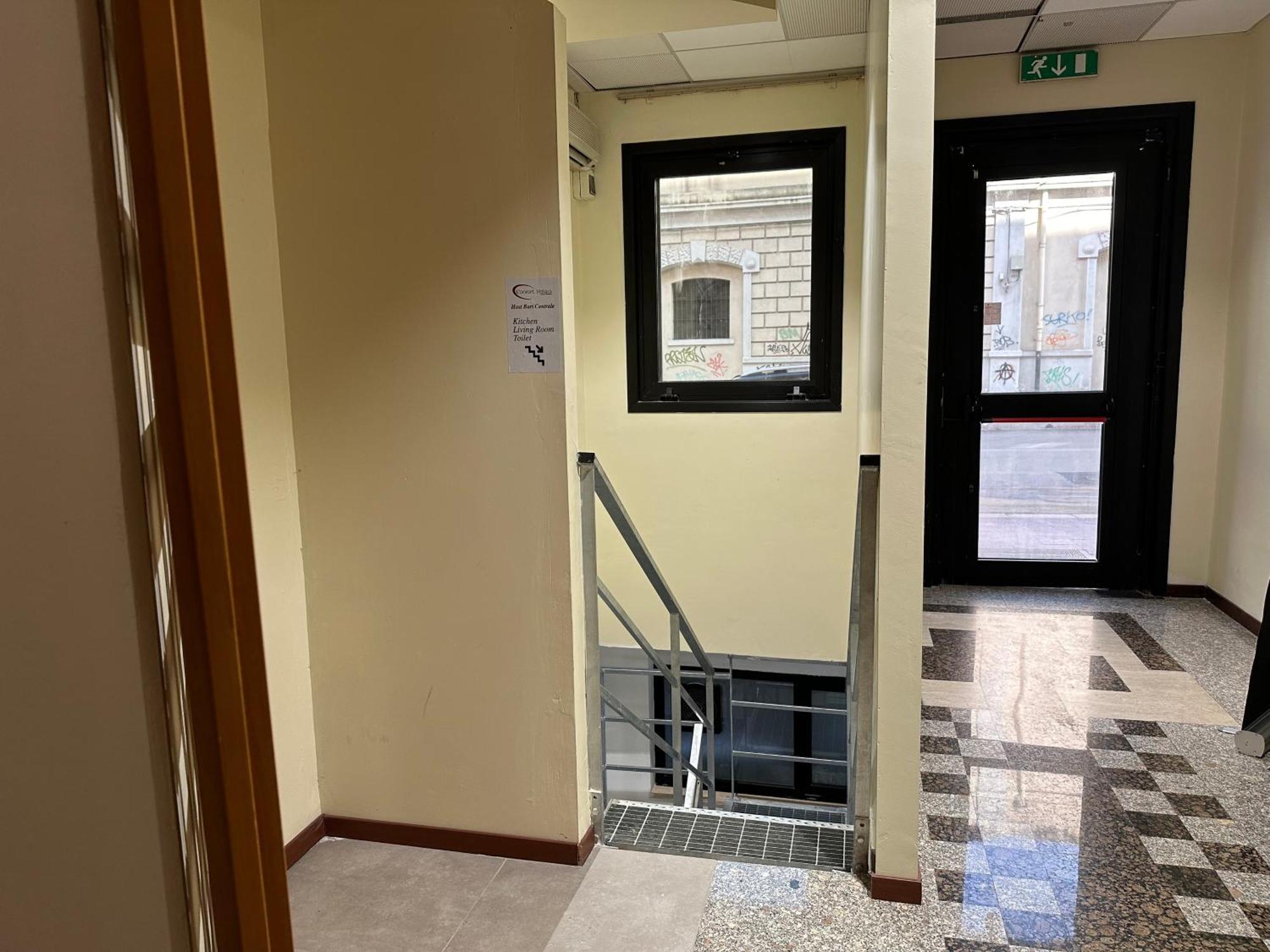 Cconforthotels Host Bari Centrale Buitenkant foto
