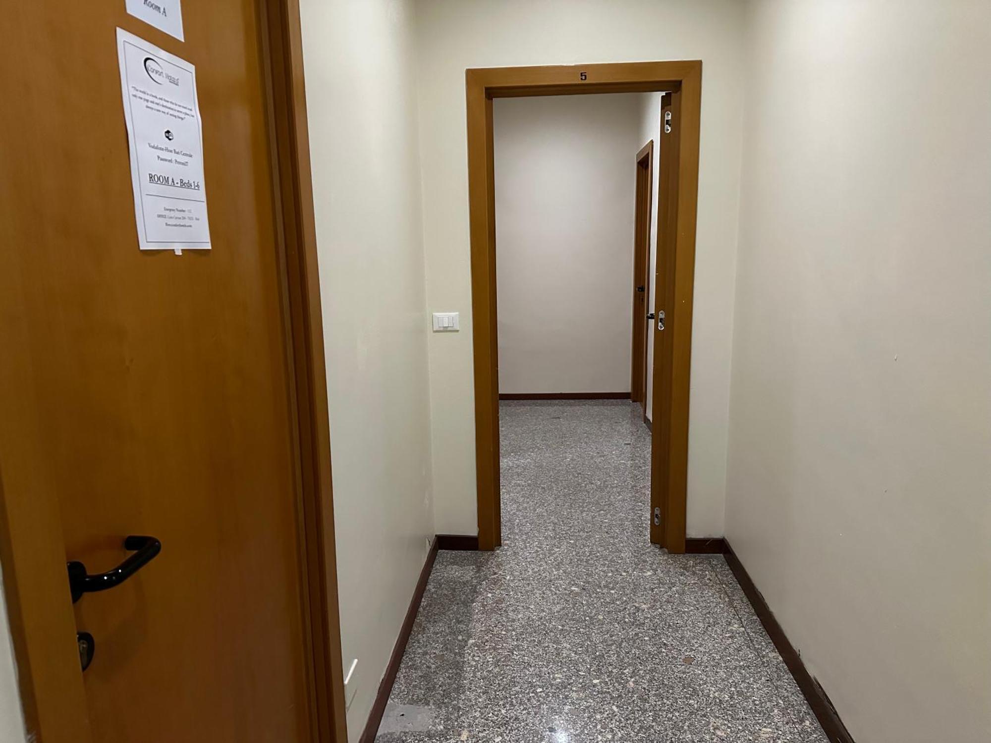 Cconforthotels Host Bari Centrale Buitenkant foto